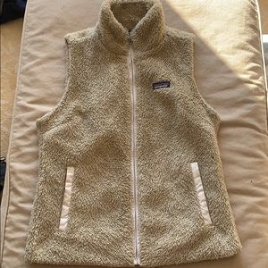 Patagonia women’s Los Gatos fleece vest